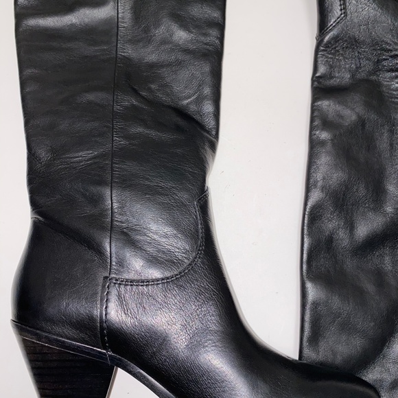 NEW. FRYE Leather Boots Size 6B (sample) - Picture 3 of 8